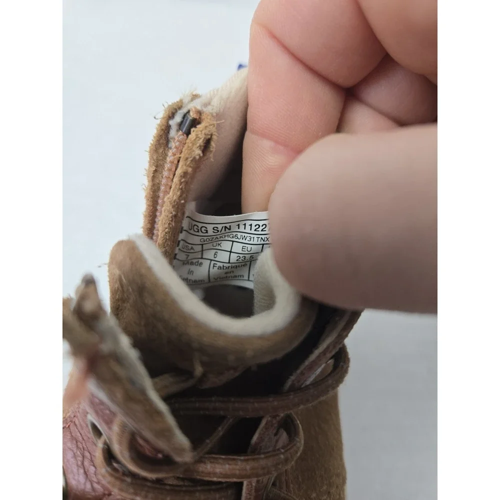Toddler Ugg‎ Jayes sneaker boots sz 7